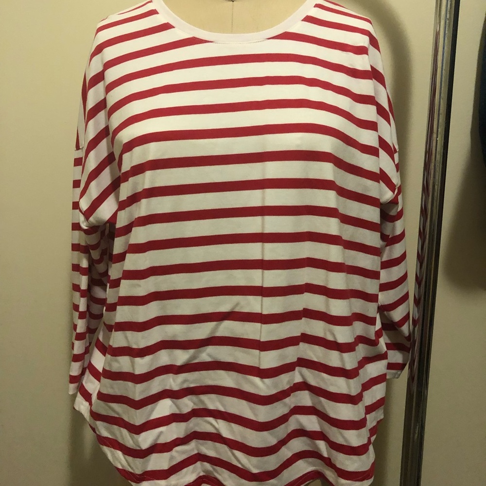 Vineyard Vines red and white striped oversized tee, new with tags